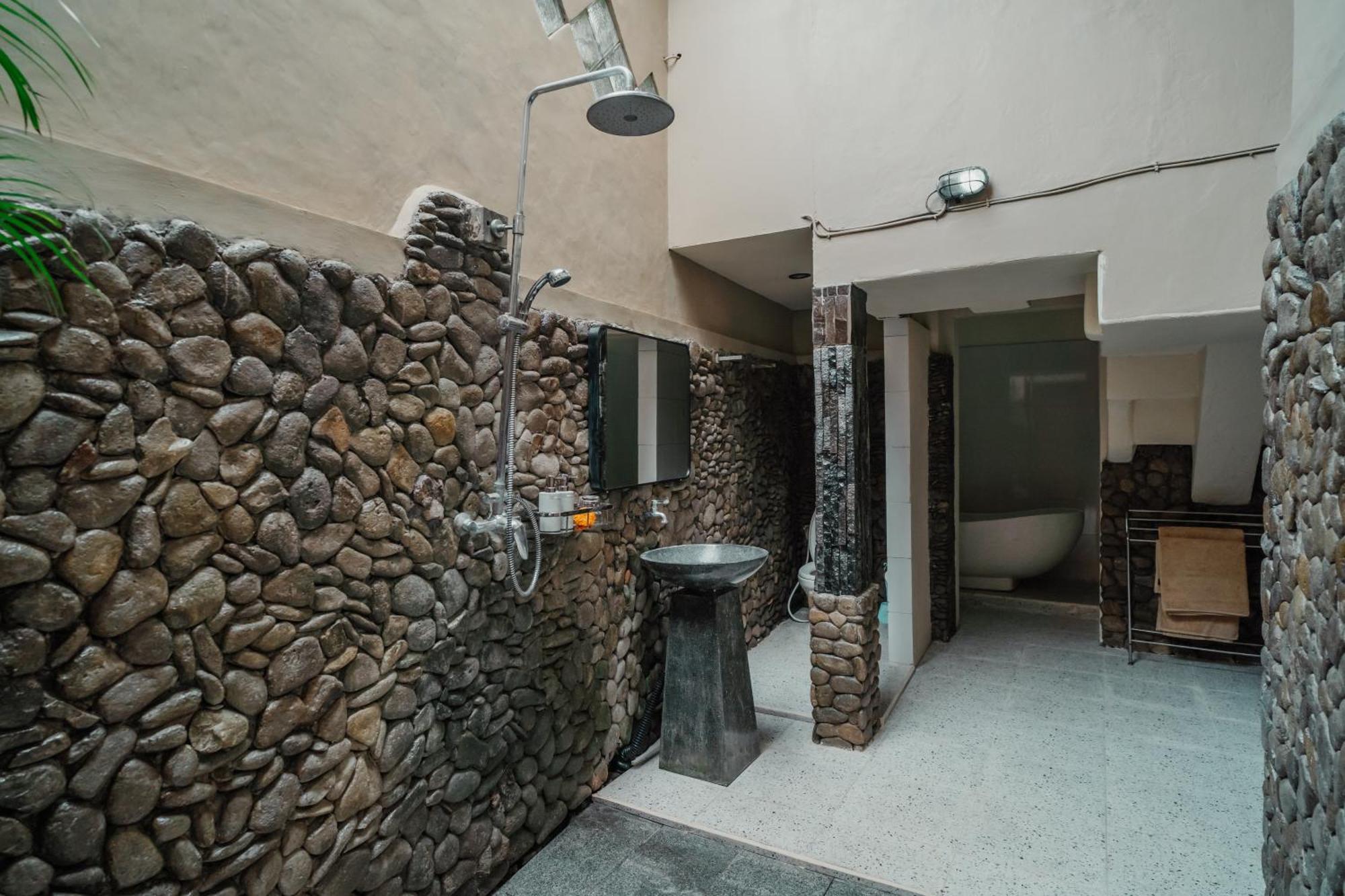 Grand Ashanti Villa Ubud  Exterior photo